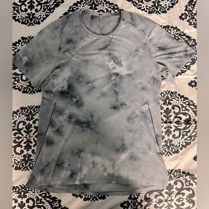 2 Lululemon workout shirts